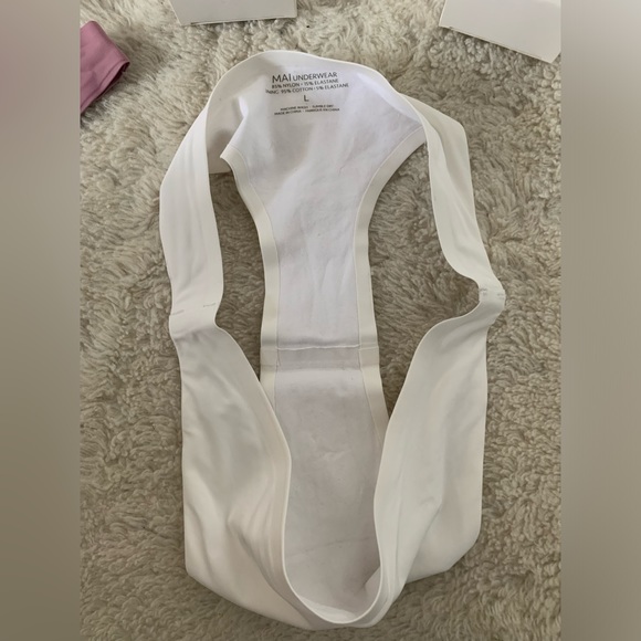 MAI Essentials Classic Bottom Bundle - Picture 6 of 11